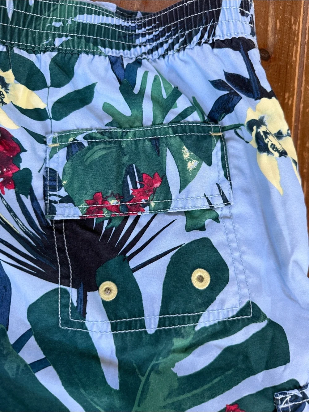Tommy Bahama like new